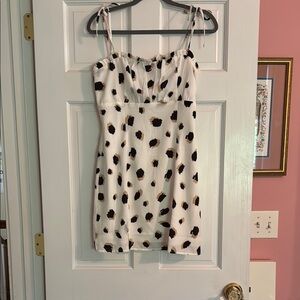 Princess Polly Stylish White and Black  Dot Dress
